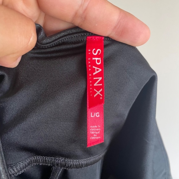 SPANXshape Faux Leather Leggings - Picture 6 of 10